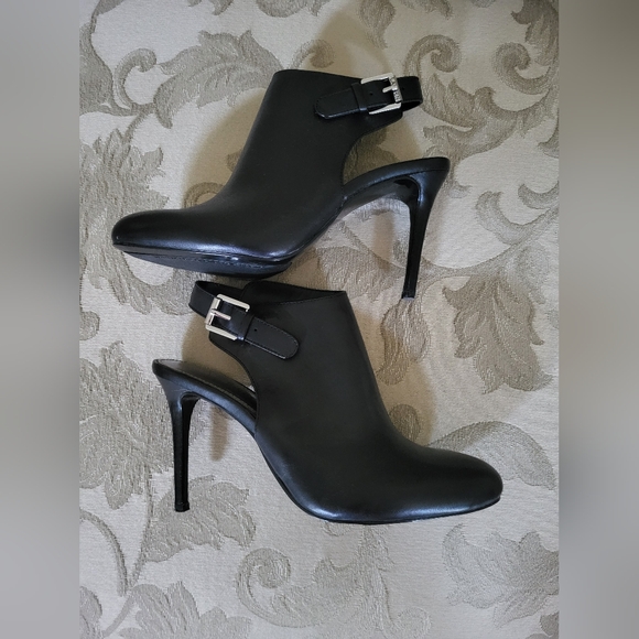 Ralph Lauren Leather Women's Shoes - Picture 8 of 12